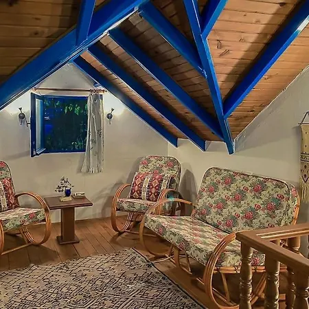 Seafront Isolated Unique House Prázdninový dům *