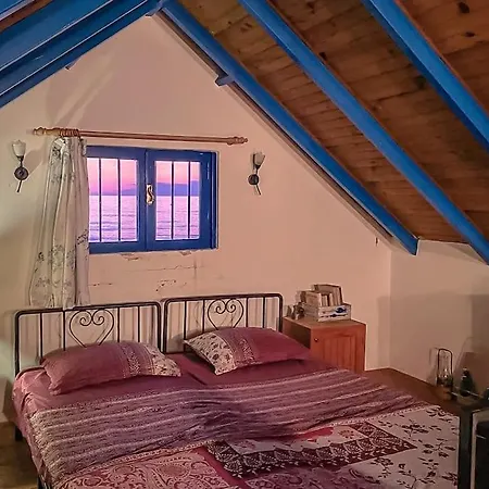 Seafront Isolated Unique House Holiday home