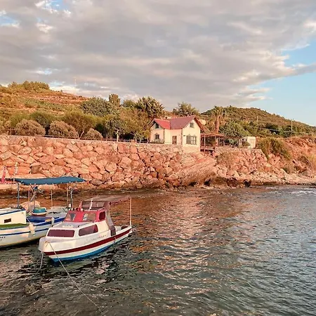 度假居 Seafront Isolated Unique House *